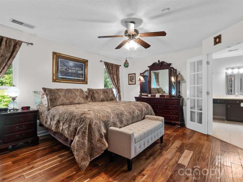21 Ole Still Lane, Elgin, SC 29045.  MLS# CAR4422727, YatesRealty ID 50706. 