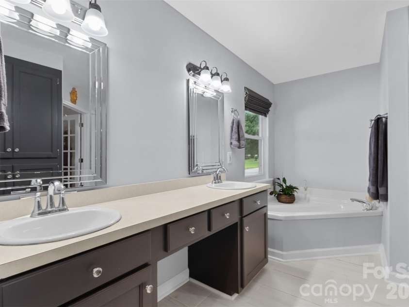 21 Ole Still Lane, Elgin, SC 29045.  MLS# CAR4422727, YatesRealty ID 50706. 