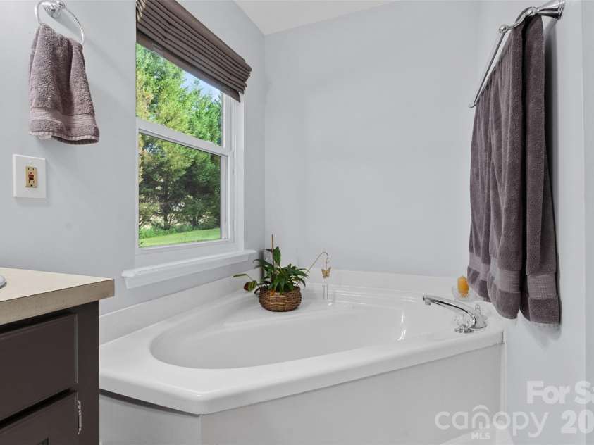 21 Ole Still Lane, Elgin, SC 29045.  MLS# CAR4422727, YatesRealty ID 50706. 