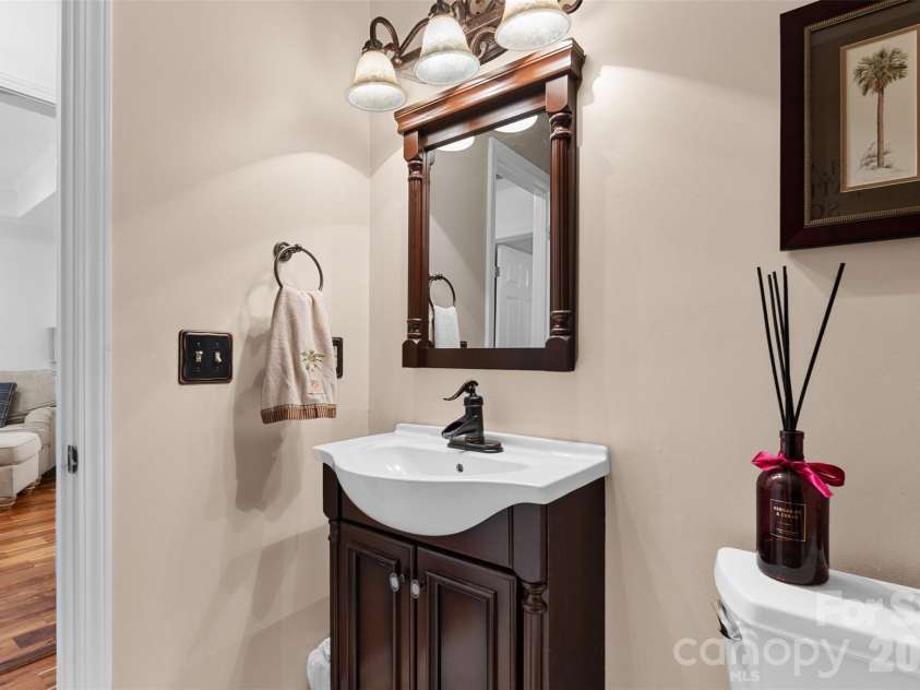21 Ole Still Lane, Elgin, SC 29045.  MLS# CAR4422727, YatesRealty ID 50706. 
