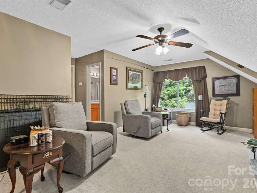 21 Ole Still Lane, Elgin, SC 29045.  MLS# CAR4422727, YatesRealty ID 50706. 