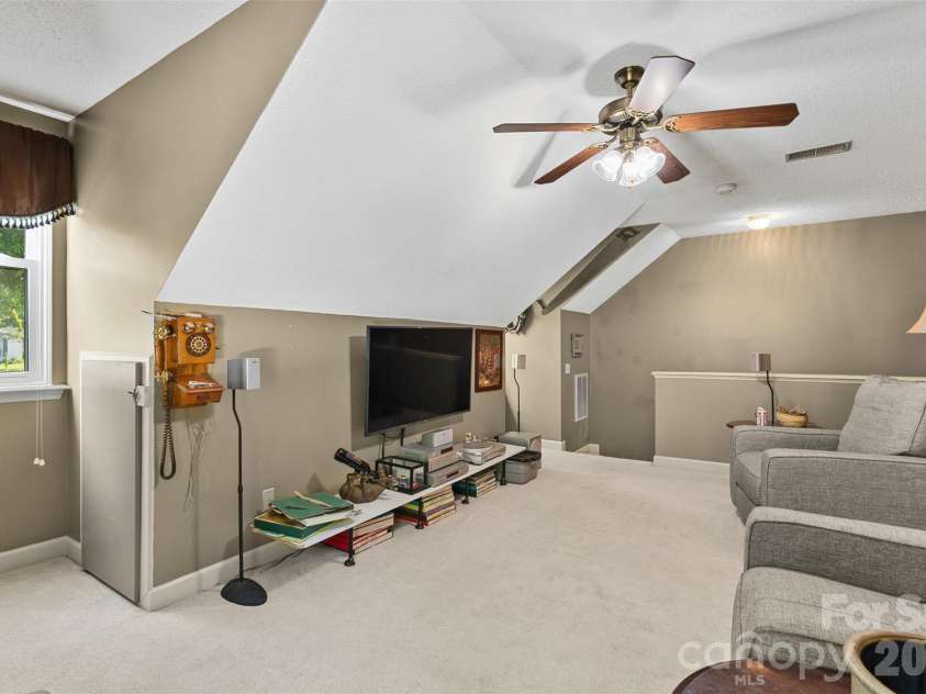 21 Ole Still Lane, Elgin, SC 29045.  MLS# CAR4422727, YatesRealty ID 50706. 