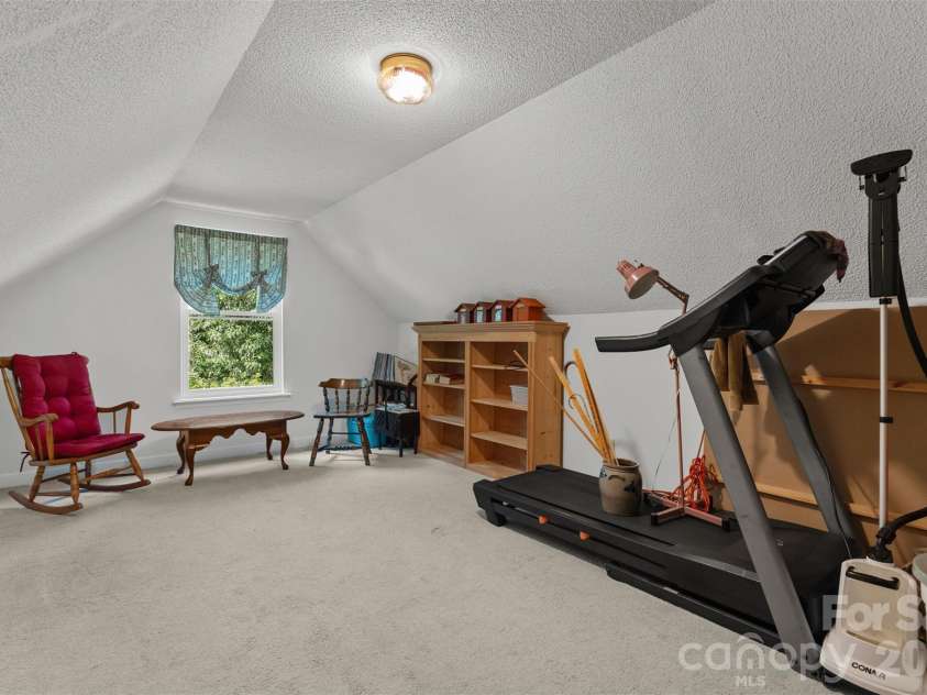 21 Ole Still Lane, Elgin, SC 29045.  MLS# CAR4422727, YatesRealty ID 50706. 
