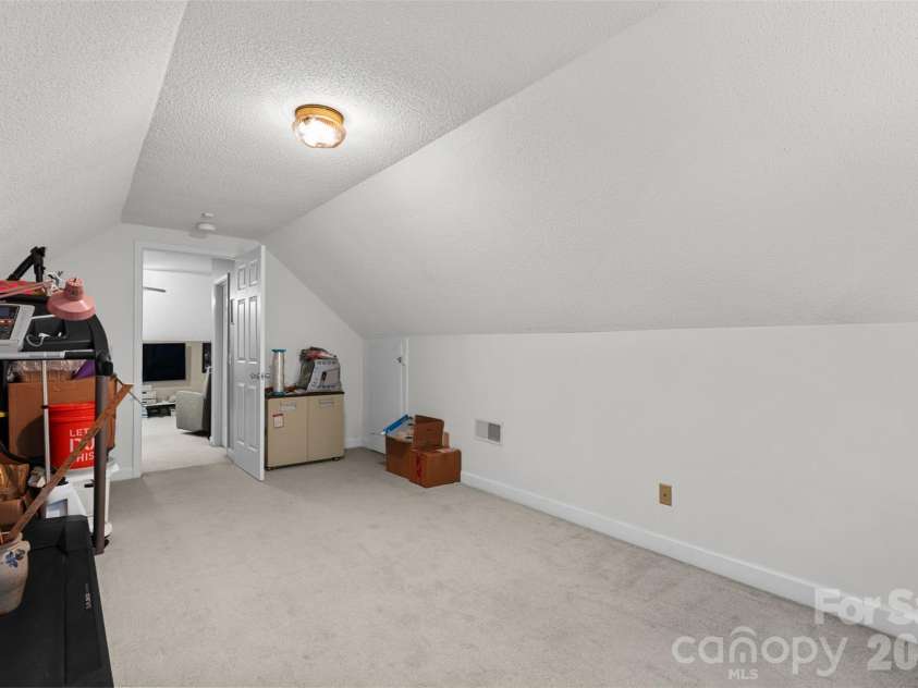 21 Ole Still Lane, Elgin, SC 29045.  MLS# CAR4422727, YatesRealty ID 50706. 