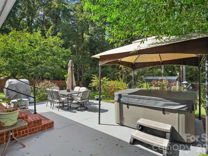 21 Ole Still Lane, Elgin, SC 29045.  MLS# CAR4422727, YatesRealty ID 50706. 