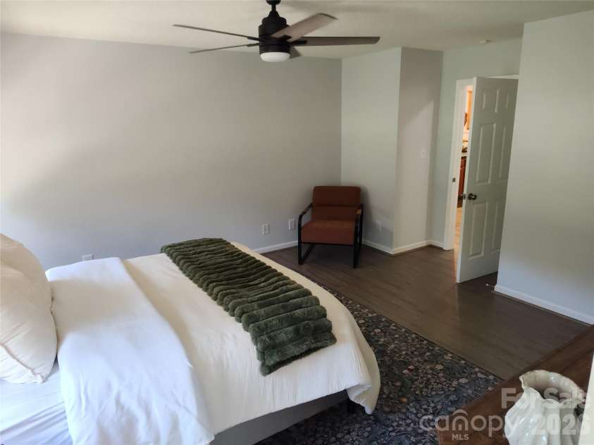 4005 Davis Road, Maiden, NC 28650.  MLS# CAR4422745, YatesRealty ID 50708. 