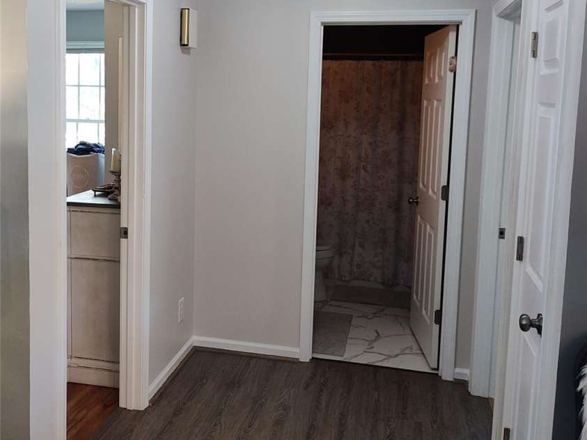 4005 Davis Road, Maiden, NC 28650.  MLS# CAR4422745, YatesRealty ID 50708. 