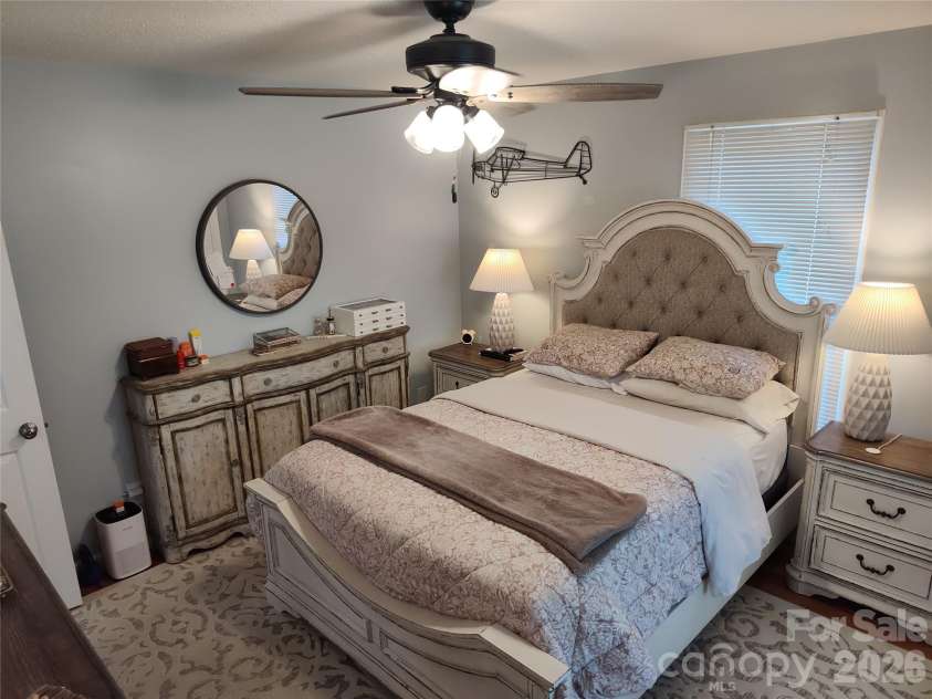 4005 Davis Road, Maiden, NC 28650.  MLS# CAR4422745, YatesRealty ID 50708. 