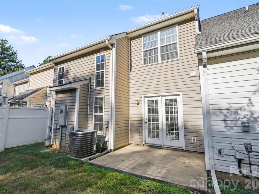 11907 Maria Ester Court, Charlotte, NC 28277.  MLS# CAR4422571, YatesRealty ID 50709. Backyard