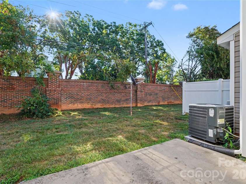 11907 Maria Ester Court, Charlotte, NC 28277.  MLS# CAR4422571, YatesRealty ID 50709. Backyard Patio
