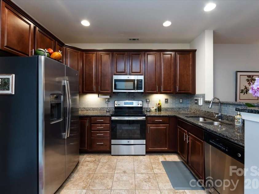 2512 Madeline Meadow Drive, Charlotte, NC 28217.  MLS# CAR4338006, YatesRealty ID 5071. 