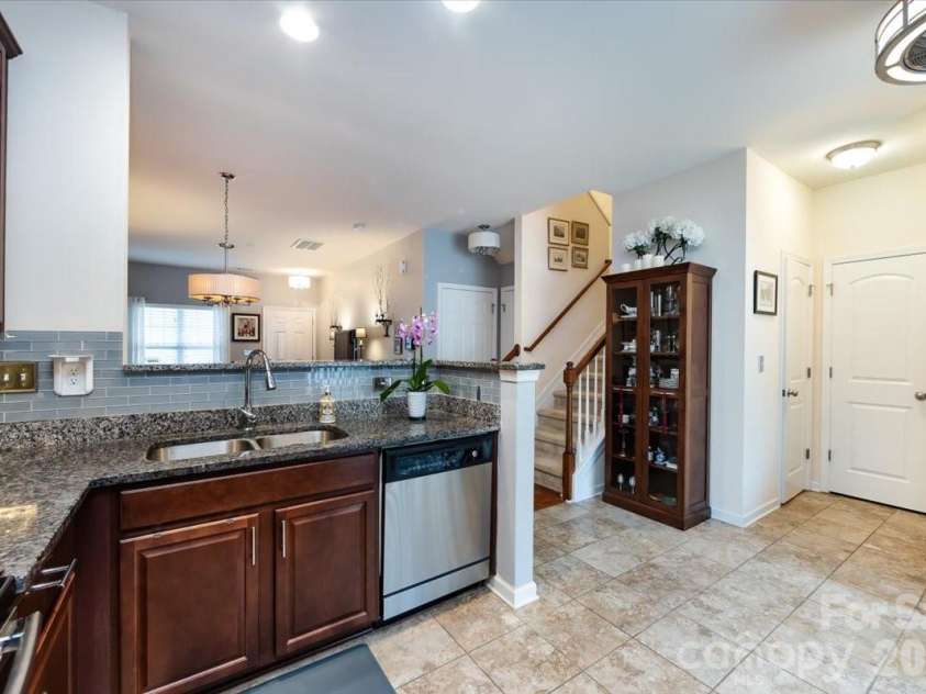 2512 Madeline Meadow Drive, Charlotte, NC 28217.  MLS# CAR4338006, YatesRealty ID 5071. 