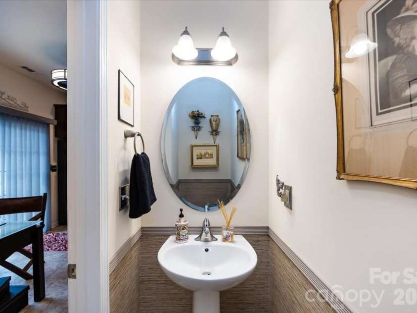 2512 Madeline Meadow Drive, Charlotte, NC 28217.  MLS# CAR4338006, YatesRealty ID 5071. 