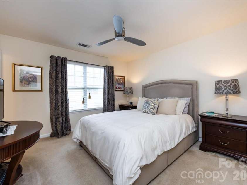 2512 Madeline Meadow Drive, Charlotte, NC 28217.  MLS# CAR4338006, YatesRealty ID 5071. 