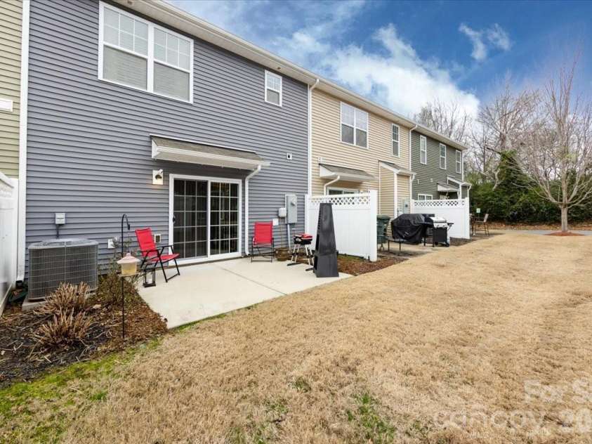2512 Madeline Meadow Drive, Charlotte, NC 28217.  MLS# CAR4338006, YatesRealty ID 5071. 