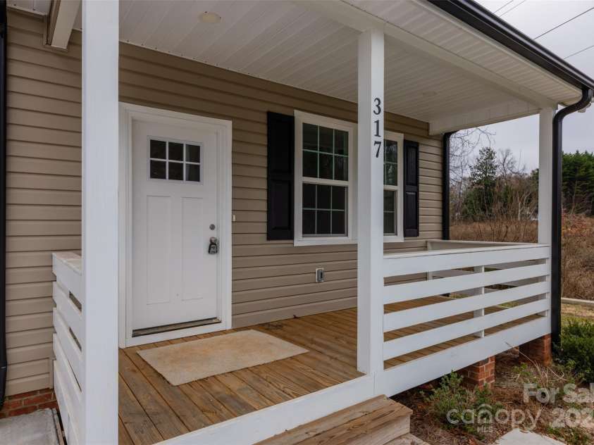 317 Blackburn Street, York, SC 29745.  MLS# CAR4105735, YatesRealty ID 5071. 