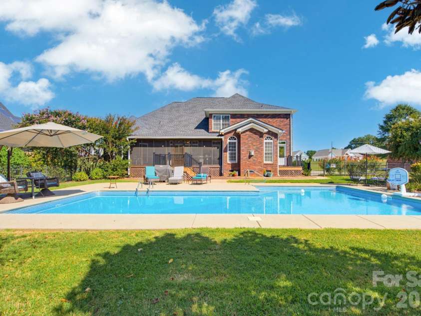 1177 Springlake Road, York, SC 29745.  MLS# CAR4421985, YatesRealty ID 50710. 