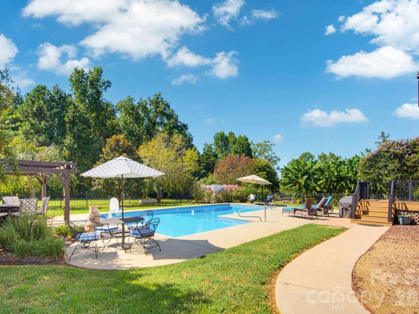 1177 Springlake Road, York, SC 29745.  MLS# CAR4421985, YatesRealty ID 50710. 