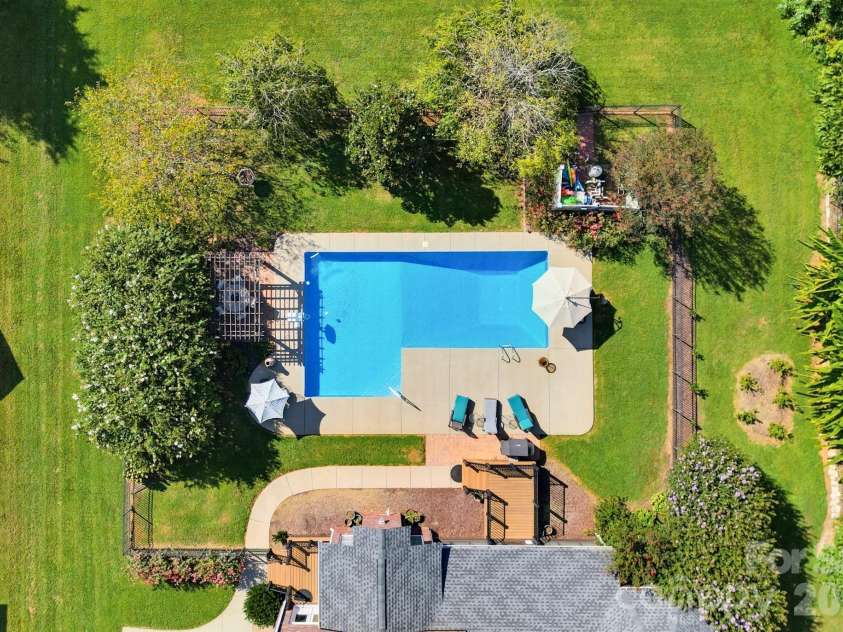 1177 Springlake Road, York, SC 29745.  MLS# CAR4421985, YatesRealty ID 50710. 