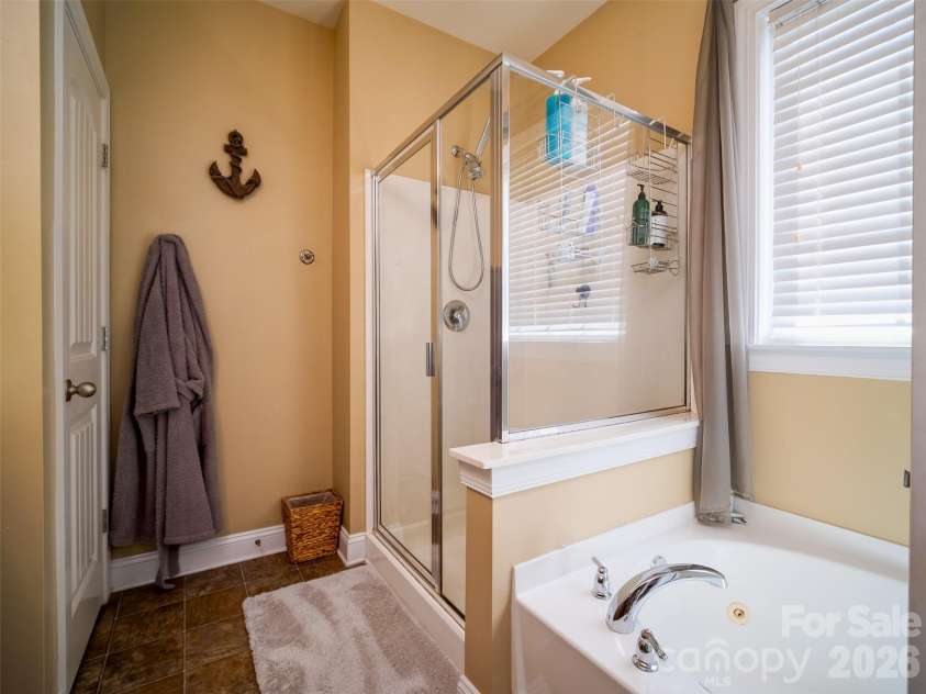 172 Tom Sawyer Lane, Mount Holly, NC 28120.  MLS# CAR4422255, YatesRealty ID 50713. 
