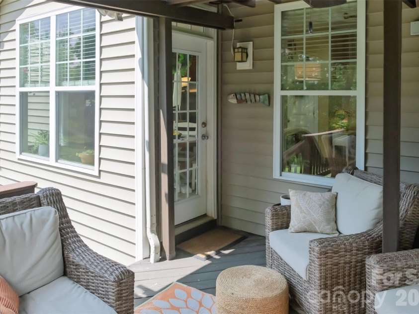 172 Tom Sawyer Lane, Mount Holly, NC 28120.  MLS# CAR4422255, YatesRealty ID 50713. 