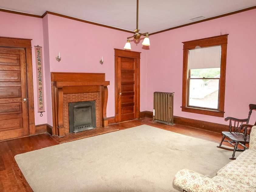 418 Main Street, Elkin, NC 28621.  MLS# CAR4421676, YatesRealty ID 50714. 