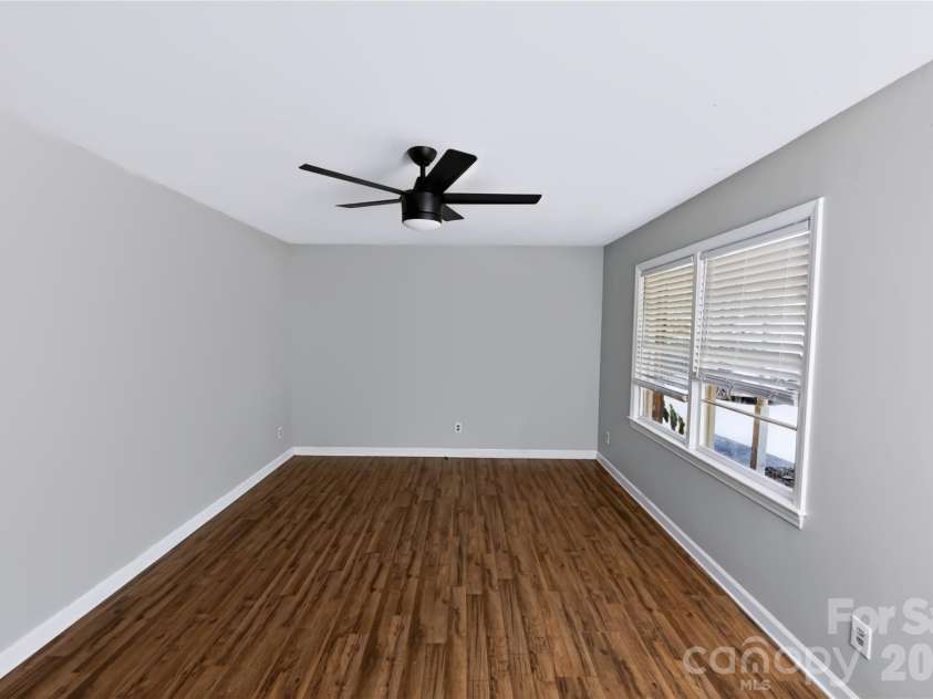1701 Richey Road, Taylorsville, NC 28681.  MLS# CAR4420741, YatesRealty ID 50715. Front Entry Room/Bonus Room