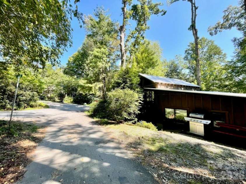97 Fairway Drive, Black Mountain, NC 28711.  MLS# CAR4421102, YatesRealty ID 50716. Corner lot Byrd Rd.