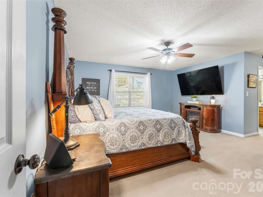 132 Dogwood Heights Drive, Marion, NC 28752.  MLS# CAR4421335, YatesRealty ID 50717. Primary Bedroom