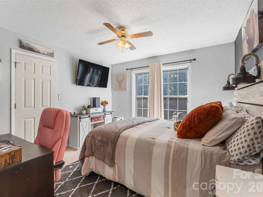 132 Dogwood Heights Drive, Marion, NC 28752.  MLS# CAR4421335, YatesRealty ID 50717. Third Bedroom