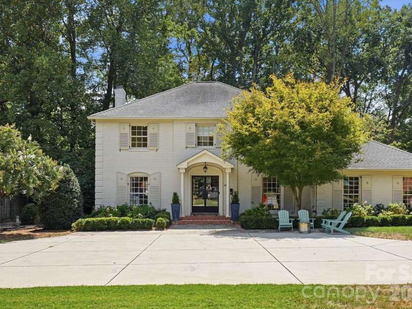 400 Fesbrook Court, Charlotte, NC 28270.  MLS# CAR4421323, YatesRealty ID 50718. 