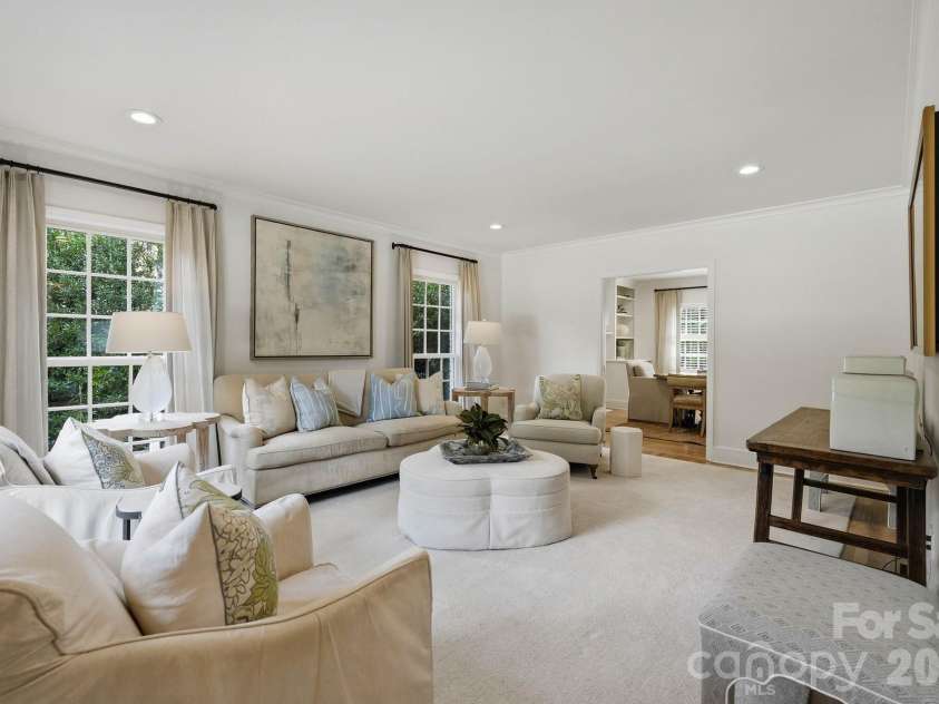 400 Fesbrook Court, Charlotte, NC 28270.  MLS# CAR4421323, YatesRealty ID 50718. 