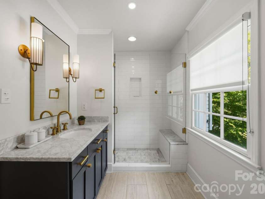 400 Fesbrook Court, Charlotte, NC 28270.  MLS# CAR4421323, YatesRealty ID 50718. 
