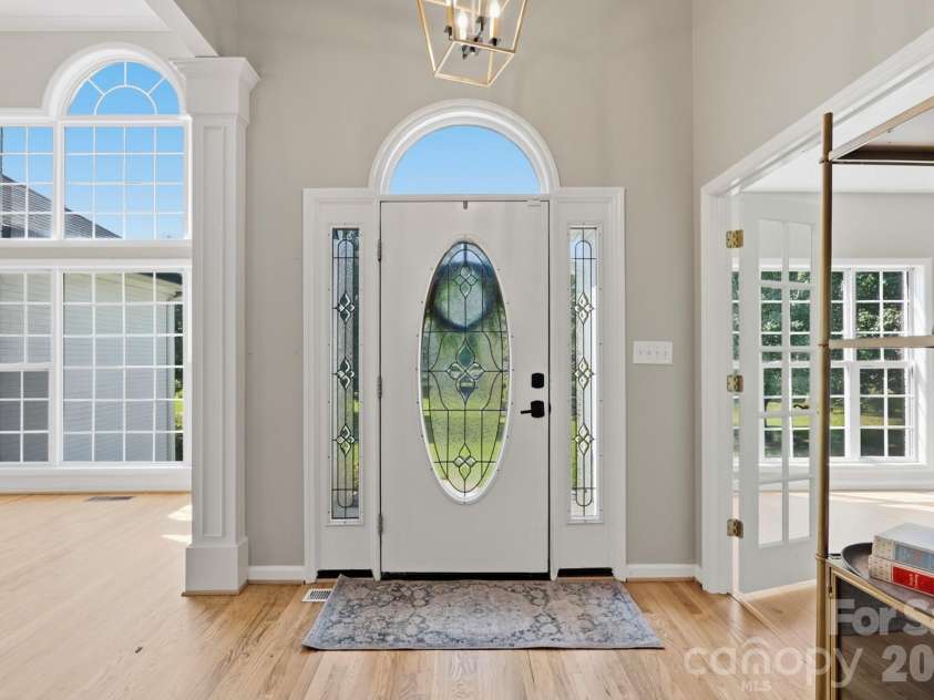 8025 Silver Maple Lane, Mint Hill, NC 28227.  MLS# CAR4420219, YatesRealty ID 50719. 