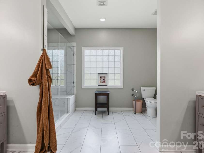 8025 Silver Maple Lane, Mint Hill, NC 28227.  MLS# CAR4420219, YatesRealty ID 50719. 