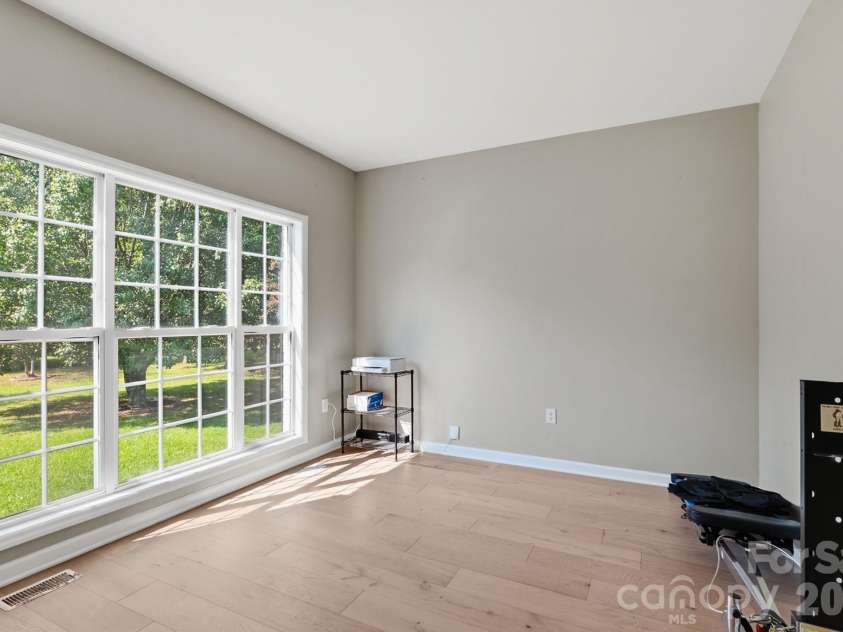 8025 Silver Maple Lane, Mint Hill, NC 28227.  MLS# CAR4420219, YatesRealty ID 50719. 