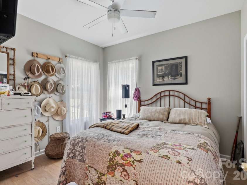8025 Silver Maple Lane, Mint Hill, NC 28227.  MLS# CAR4420219, YatesRealty ID 50719. 