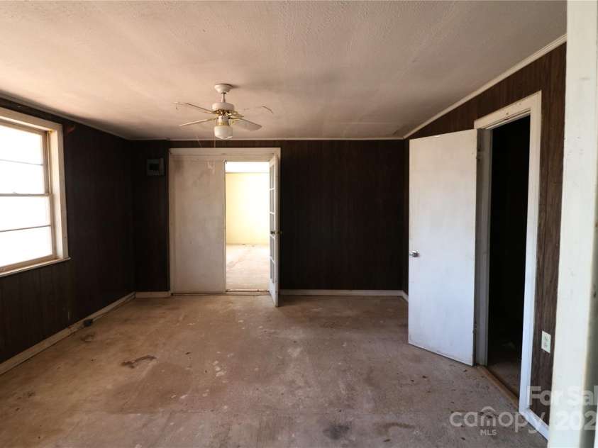 130 Song Sparrow Court, Rutherfordton, NC 28139.  MLS# CAR4225265, YatesRealty ID 5072. 