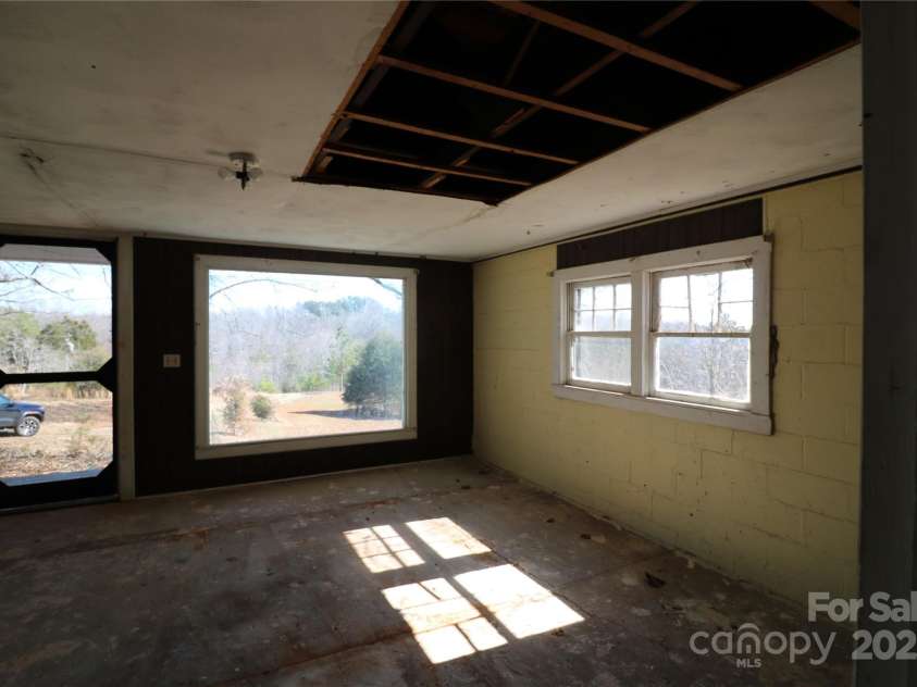 130 Song Sparrow Court, Rutherfordton, NC 28139.  MLS# CAR4225265, YatesRealty ID 5072. 