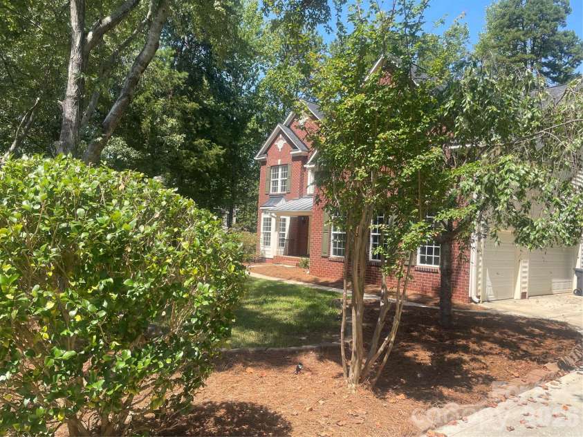 6213 Savannah Grace Lane, Huntersville, NC 28078.  MLS# CAR4420468, YatesRealty ID 50722. 