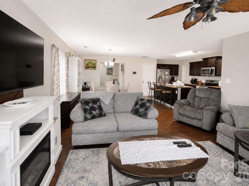 617 Shellbark Drive, Concord, NC 28025.  MLS# CAR4419191, YatesRealty ID 50723. 