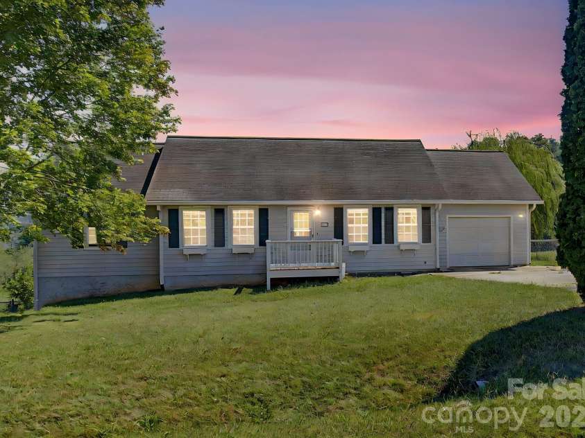 253 Tipton Hill Road, Leicester, NC 28748.  MLS# CAR4423393, YatesRealty ID 50726. 