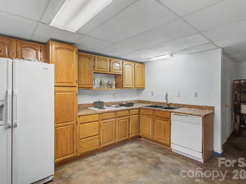 253 Tipton Hill Road, Leicester, NC 28748.  MLS# CAR4423393, YatesRealty ID 50726. 