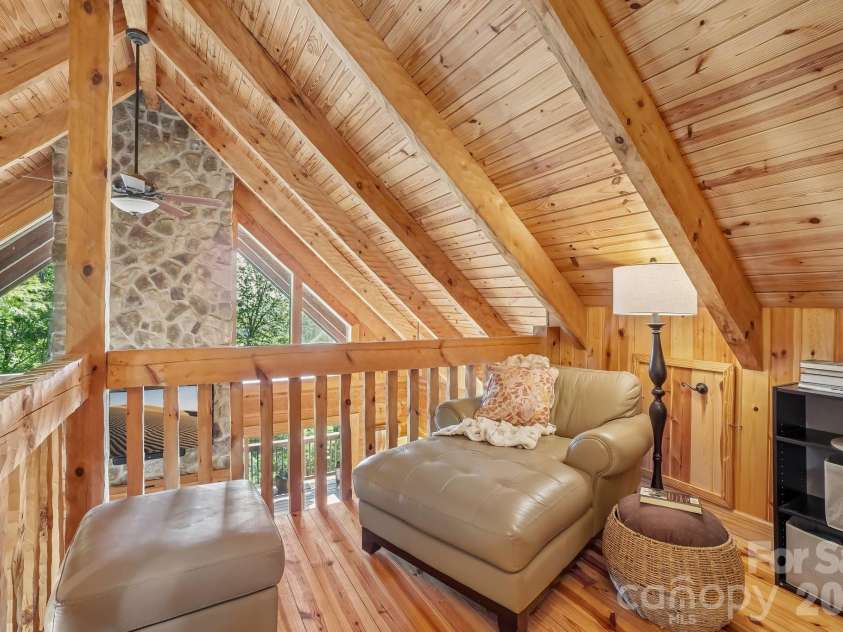 246 Puncheon Lane, Mars Hill, NC 28754.  MLS# CAR4423964, YatesRealty ID 50727. Loft Area