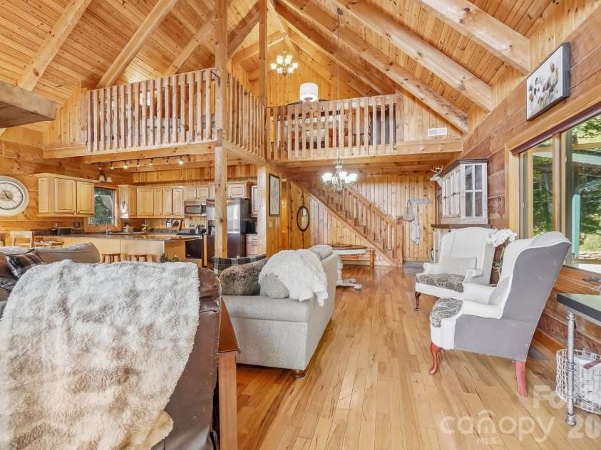 246 Puncheon Lane, Mars Hill, NC 28754.  MLS# CAR4423964, YatesRealty ID 50727. Welcome to This Immaculate Home