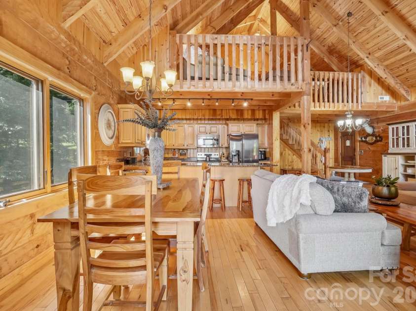 246 Puncheon Lane, Mars Hill, NC 28754.  MLS# CAR4423964, YatesRealty ID 50727. Welcome to This Immaculate Home