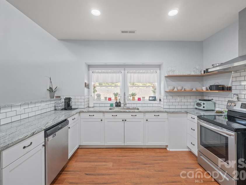 28032 Pole Running Road, Mount Pleasant, NC 28124.  MLS# CAR4421745, YatesRealty ID 50729. 