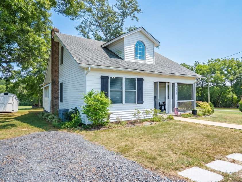 28032 Pole Running Road, Mount Pleasant, NC 28124.  MLS# CAR4421745, YatesRealty ID 50729. 