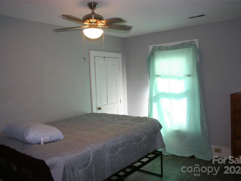 316 Government Street, Lincolnton, NC 28092.  MLS# CAR4194691, YatesRealty ID 5073. Apt B