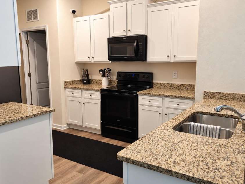 8623 Ballard Hills Court, Charlotte, NC 28215.  MLS# CAR4424301, YatesRealty ID 50730. 